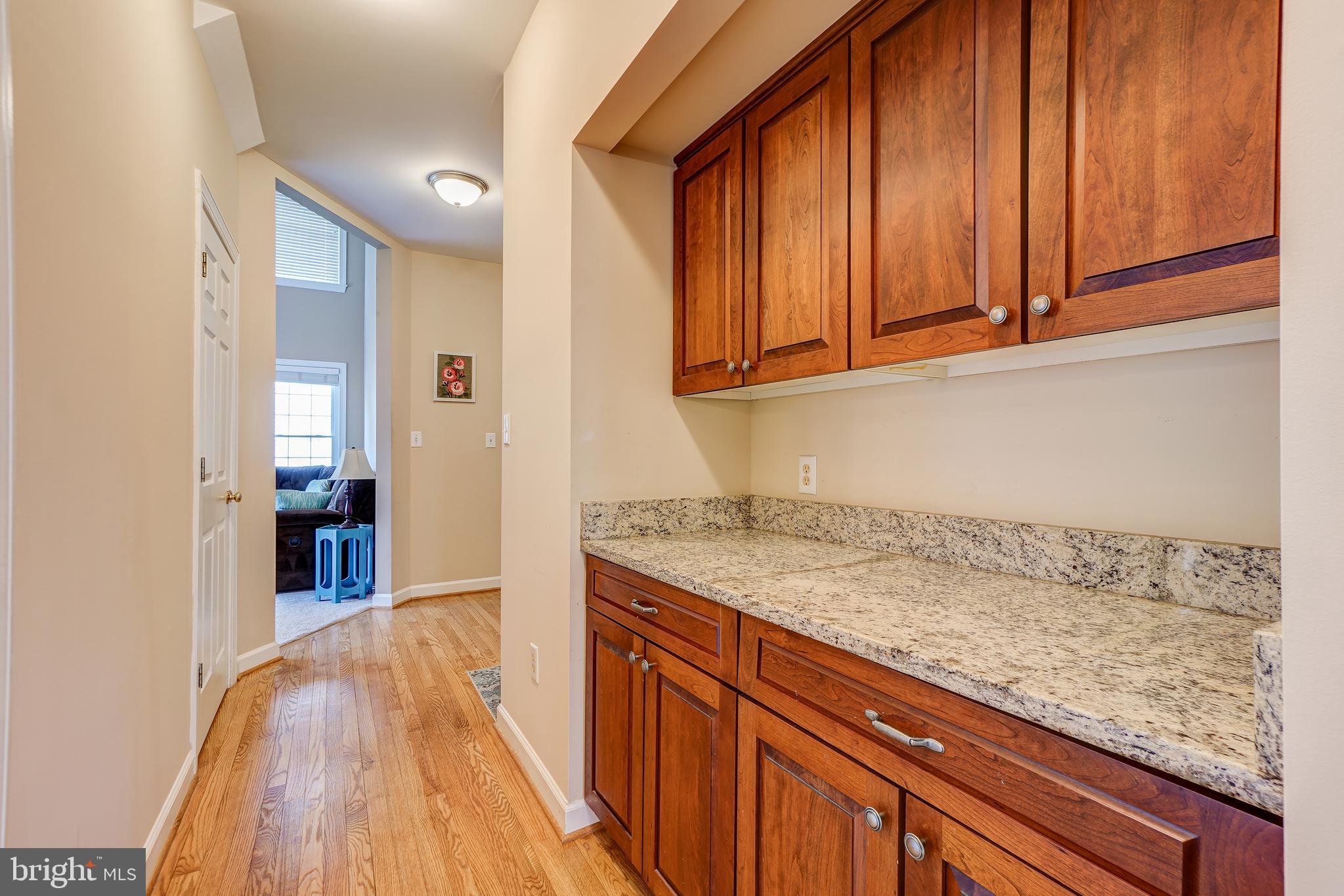 12108 Damson Drive North Potomac, MD 20878 - Photo 10 of 47 Convenient Butler's Pantry