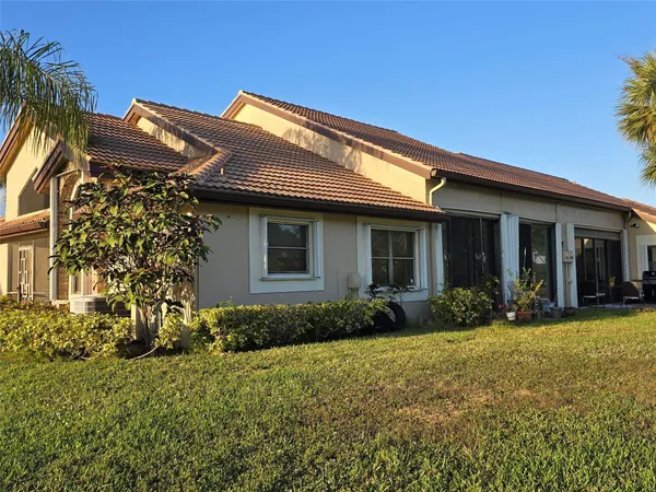 $182,500 | 8241 Bellwort Place, Unit 8241, Boynton Beach, FL 33472