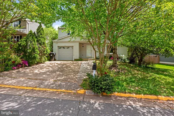 $3,900 | 9404 Mirror Pond Drive, Fairfax, VA 22032
