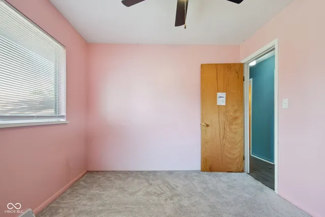 $284,900 | 3042 Fairlawn Drive, Columbus, IN 47203