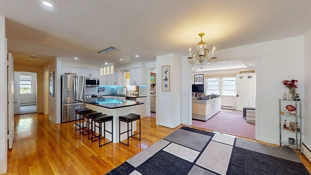10 Pine Tree Lane Worcester, MA 01609 - Photo 3 of 42
