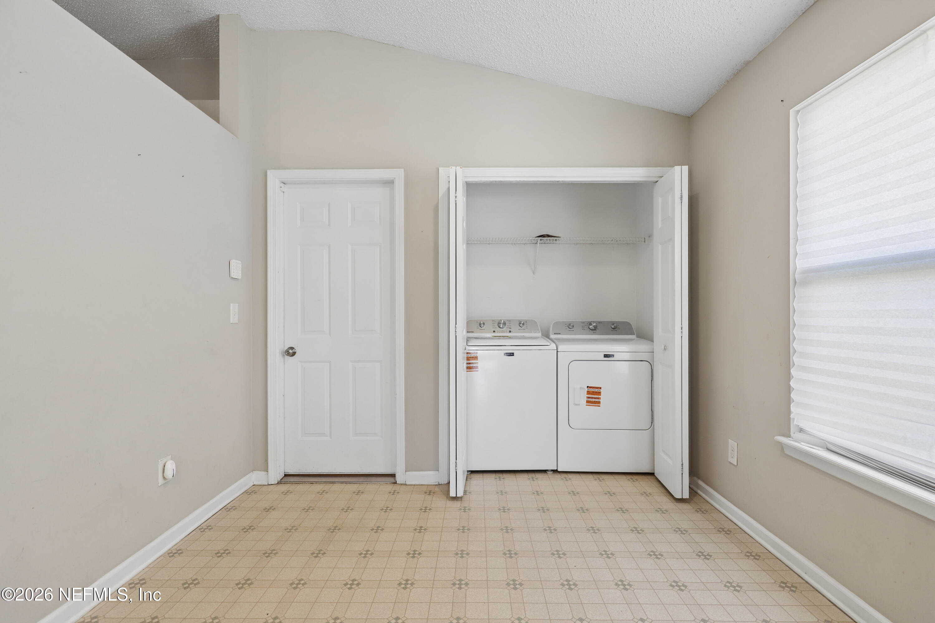 3422 Brahma Bull Court Jacksonville, FL 32226 - Photo 15 of 33 Brahma Bull 015