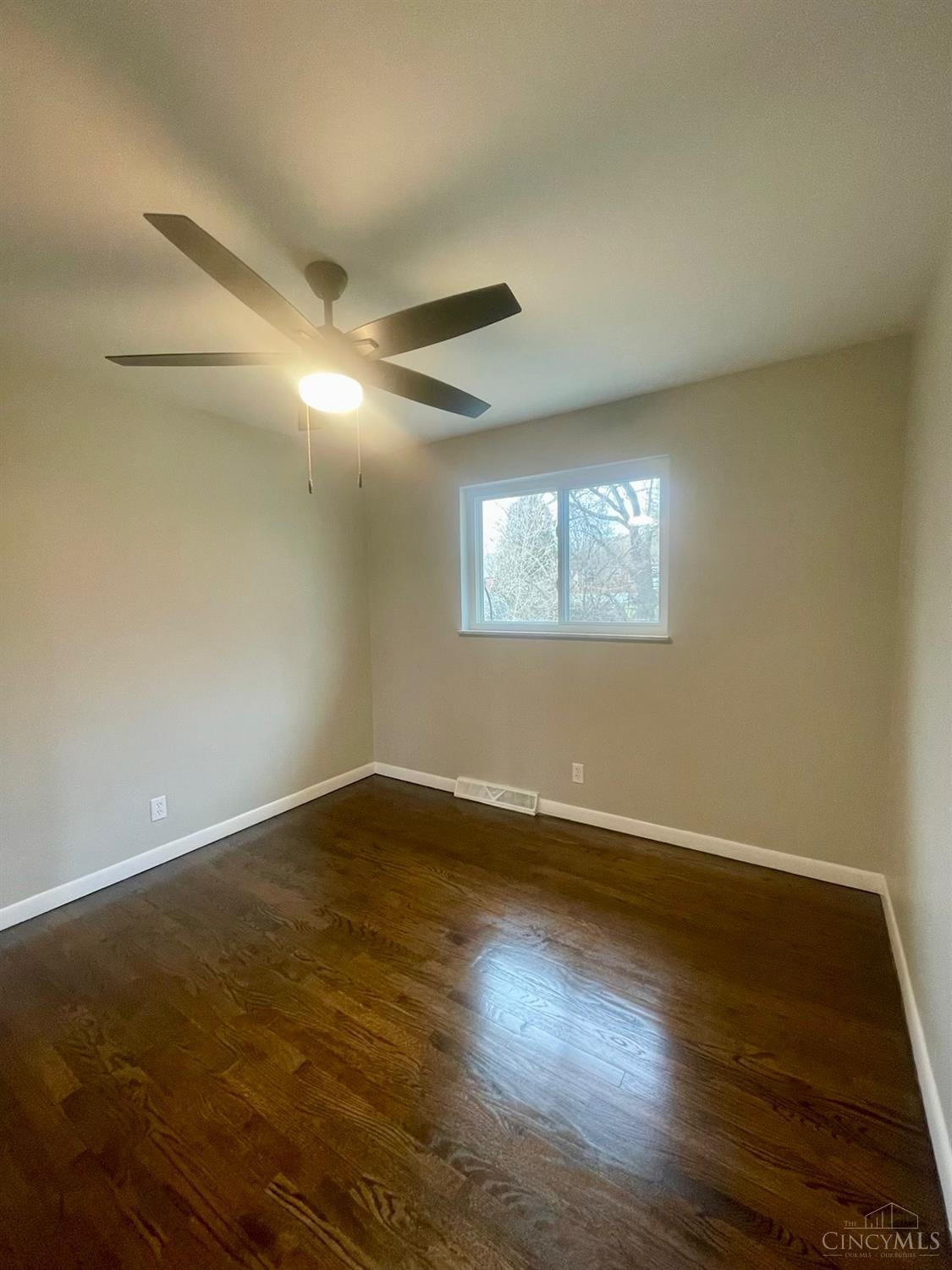 5346 Foley Road Cincinnati, OH 45238 - Photo 13 of 20
