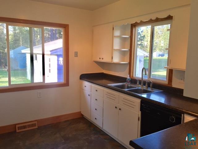2207 Anderson Road Duluth, MN 55811 - Photo 6 of 16 Gallery Image 6