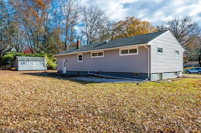 a house view with a outdoor space