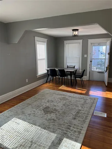 $1,525 | 2530 Oakland Avenue, Maplewood, MO 63143