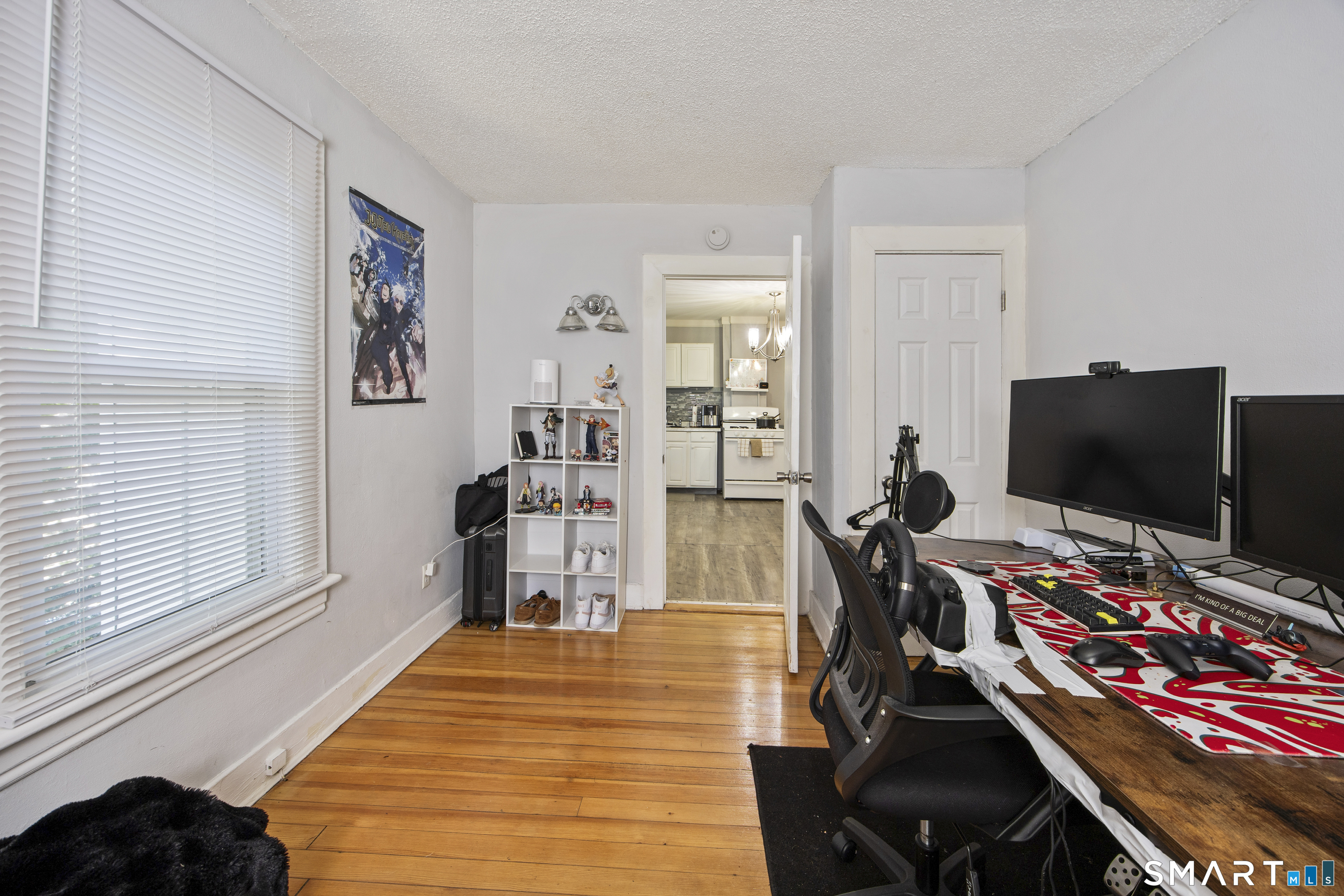 12 Arch Street Manchester, CT 06040 - Photo 15 of 40