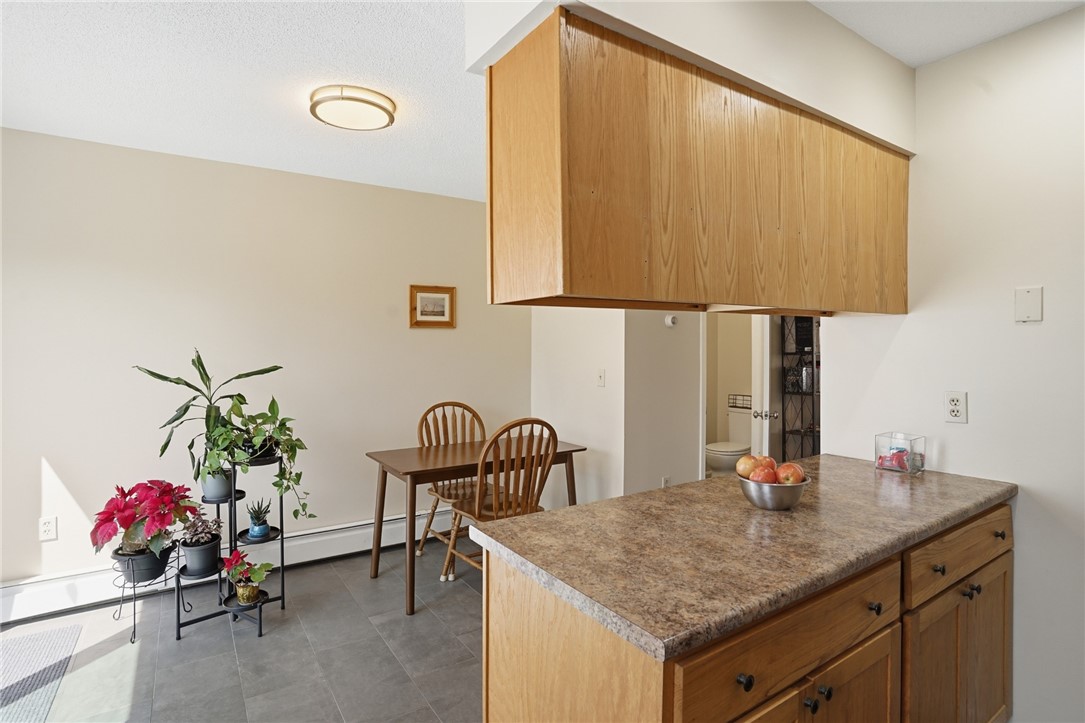 511 Child Street, Unit 205 Warren, RI 02885 - Photo 16 of 40