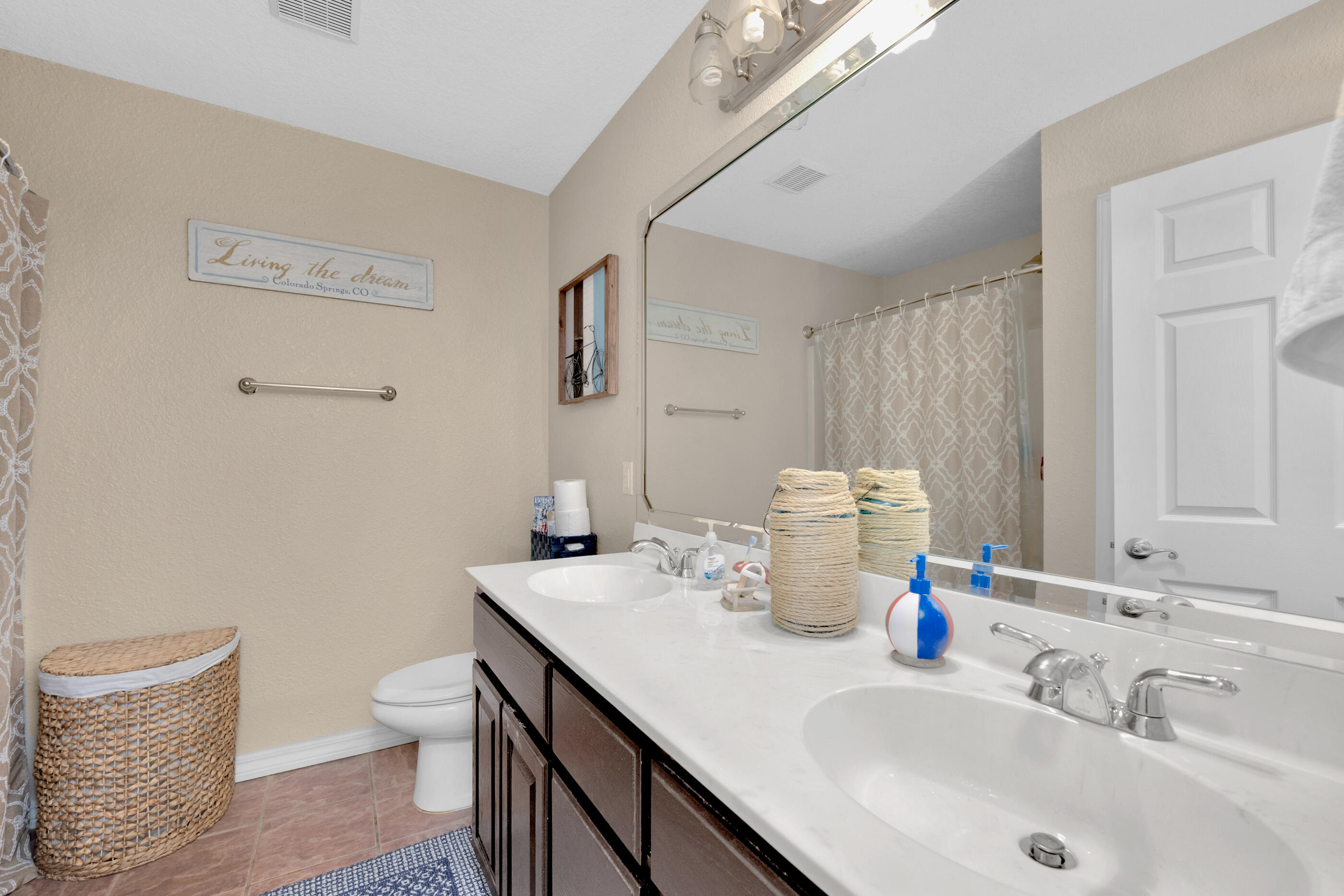 4802 Young Road Crestview, FL 32539 - Photo 21 of 27 Hall Bath