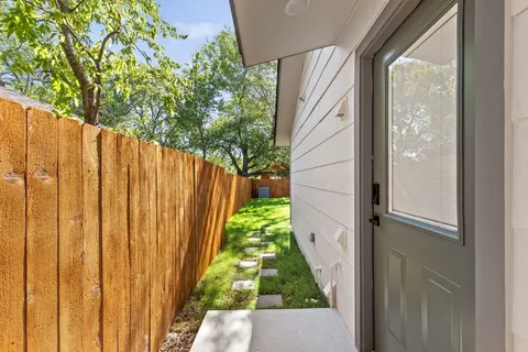 $470,000 | 10101 Woodhaven Drive, Austin, TX 78753