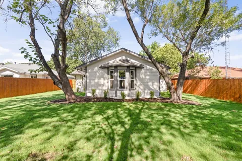 $470,000 | 10101 Woodhaven Drive, Austin, TX 78753