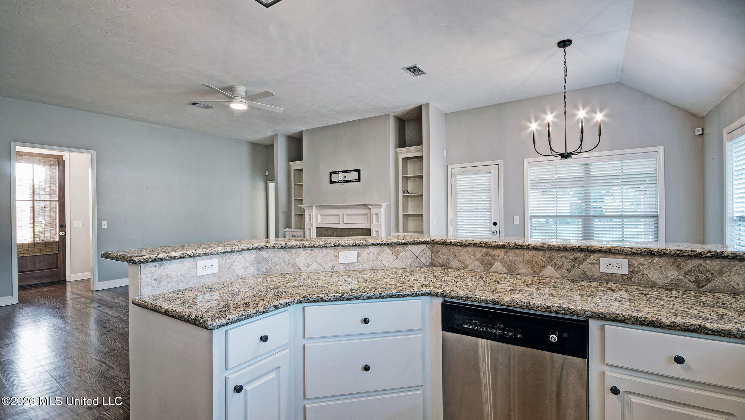 147 Memory Lane Madison, MS 39110 - Photo 10 of 32 IMGP8979_80_81