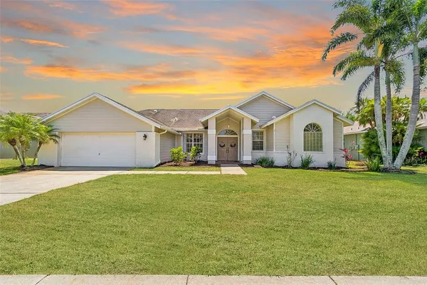$599,999 | 19623 Lake Osceola Lane, Odessa, FL 33556