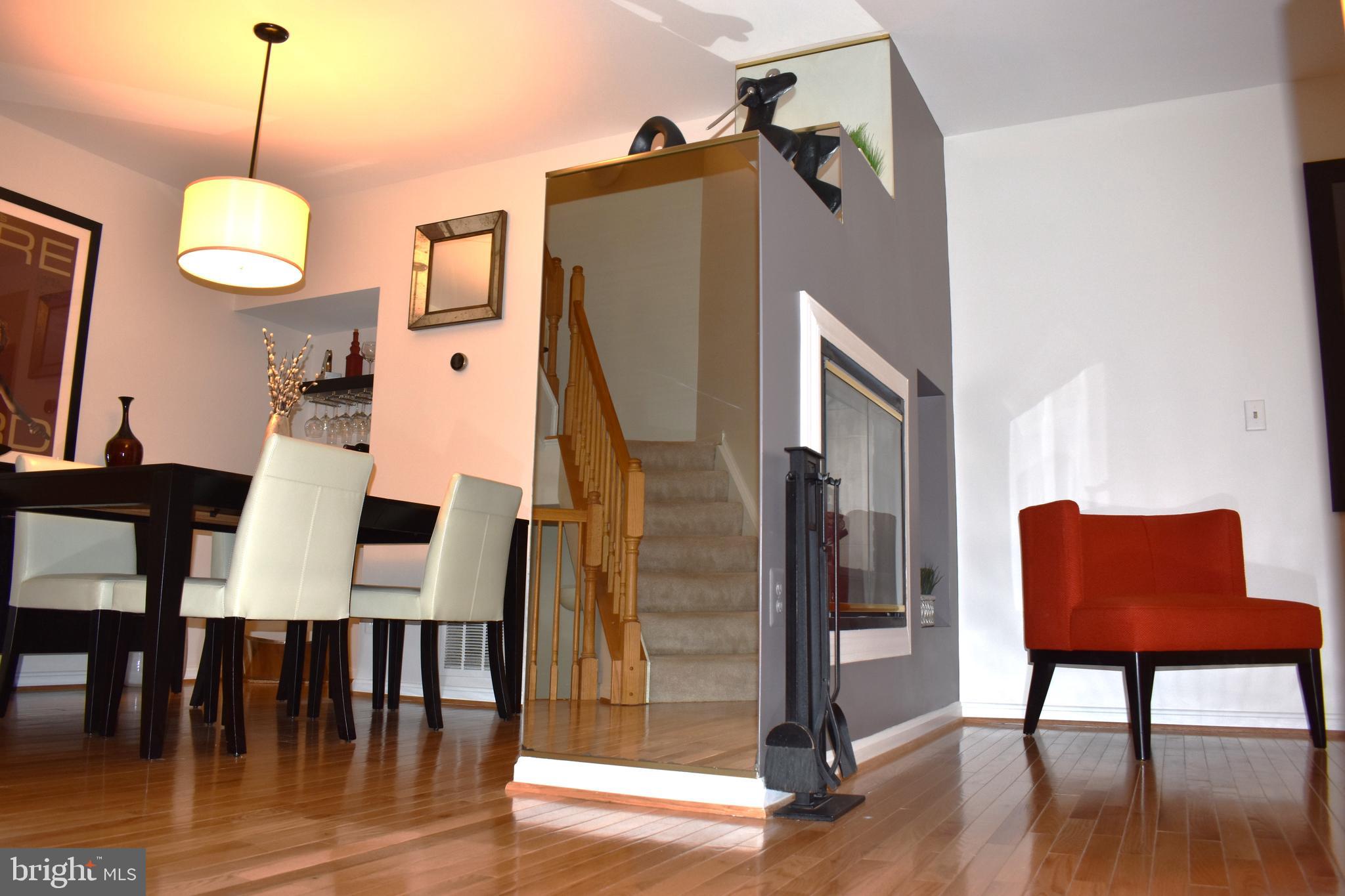 6411 Knapsack Lane Centreville, VA 20121 - Photo 2 of 63