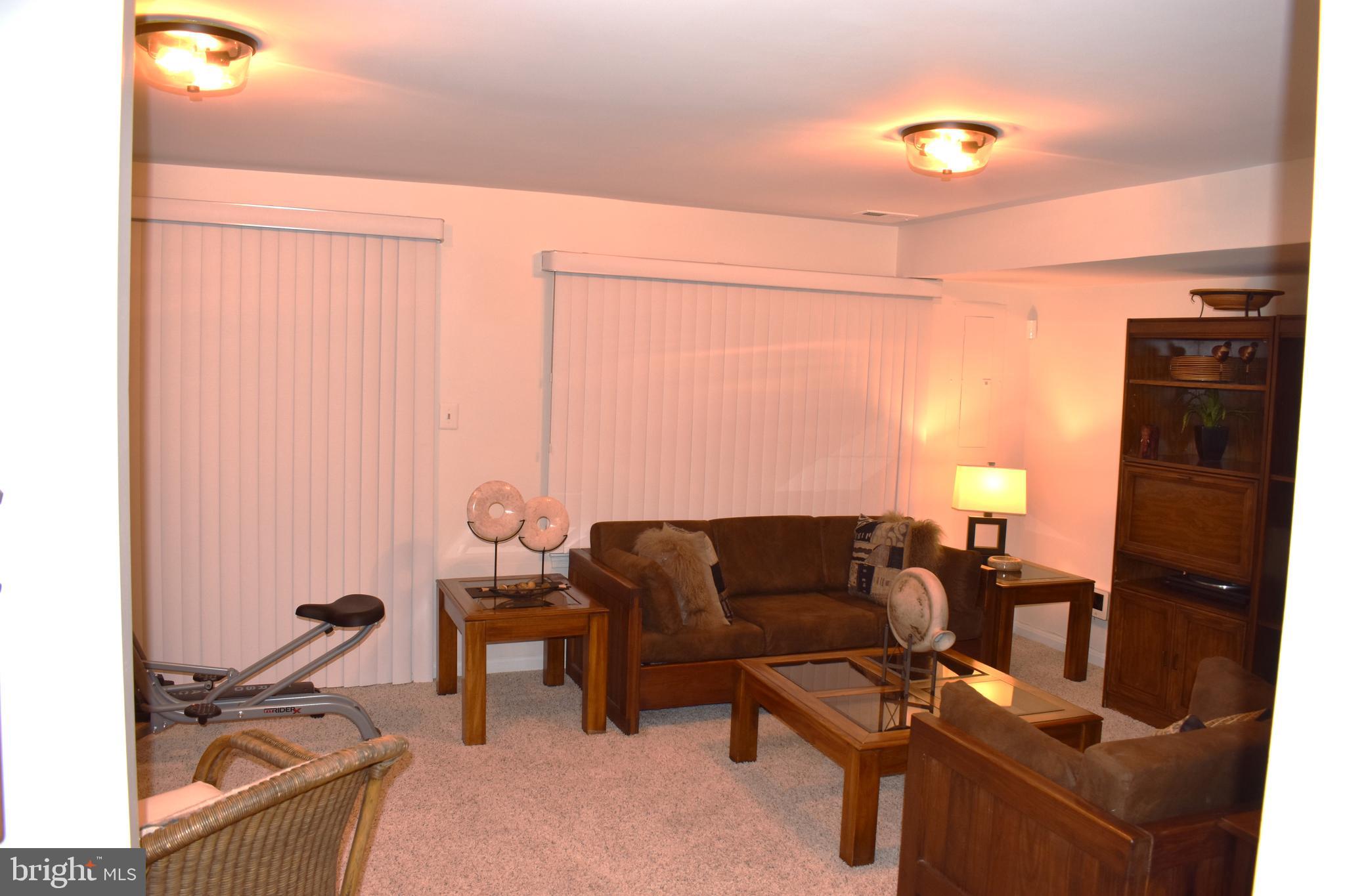 6411 Knapsack Lane Centreville, VA 20121 - Photo 40 of 63