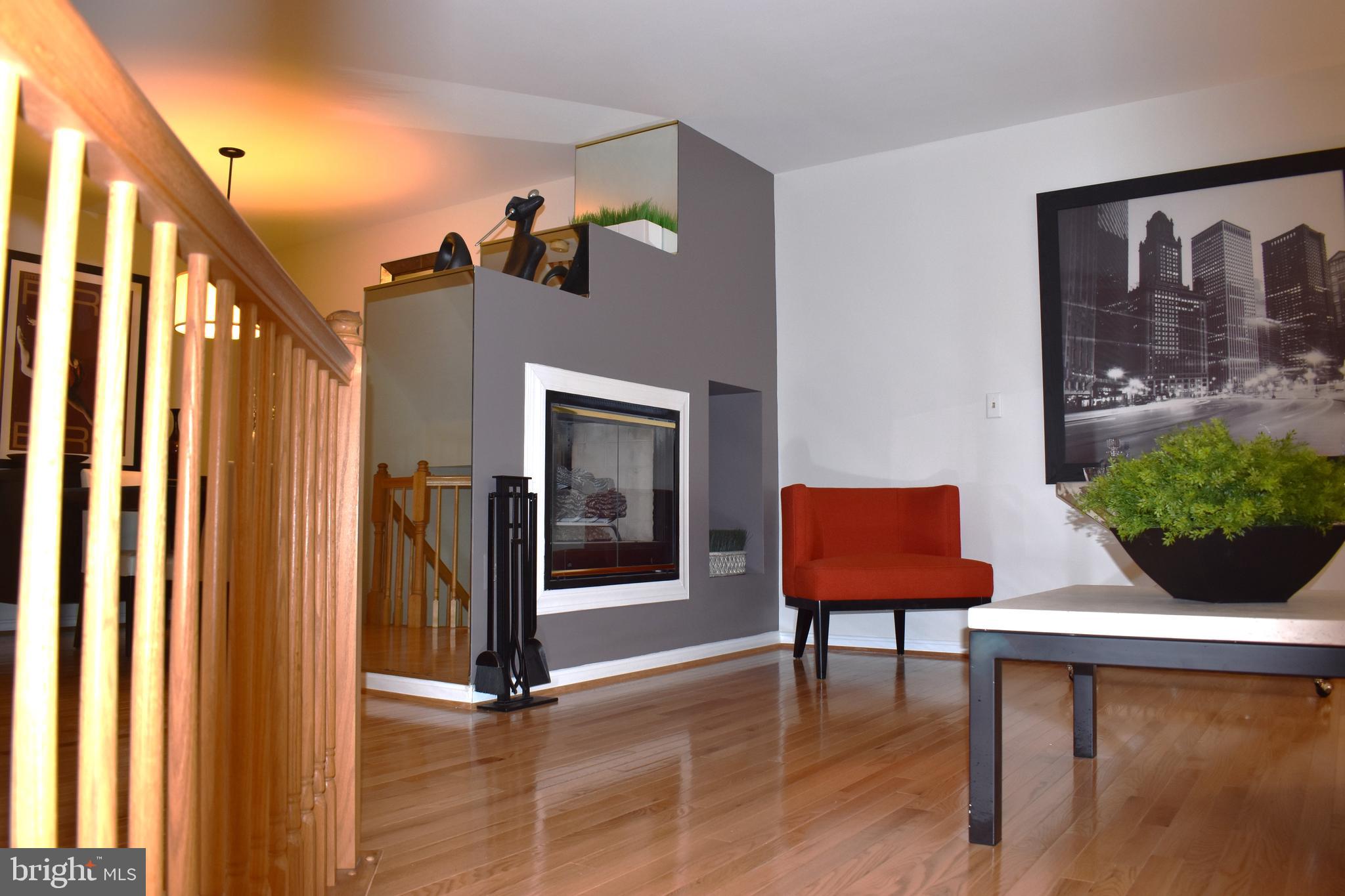 6411 Knapsack Lane Centreville, VA 20121 - Photo 5 of 63