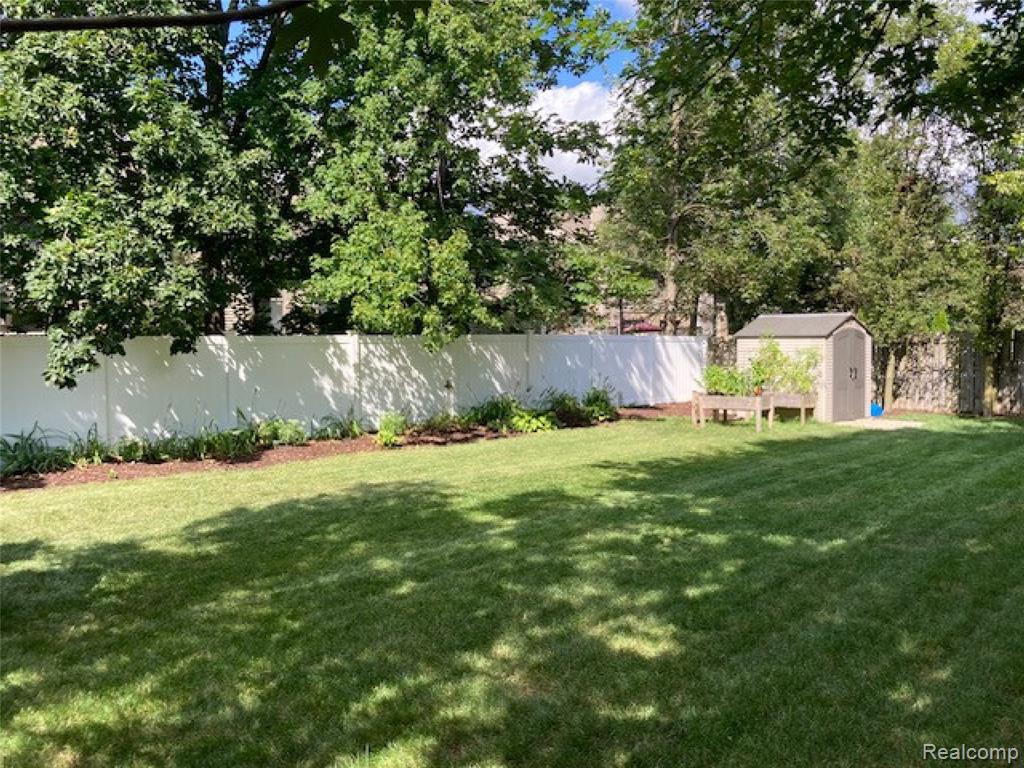 45234 Prestbury Road Canton, MI 48187 - Photo 42 of 48