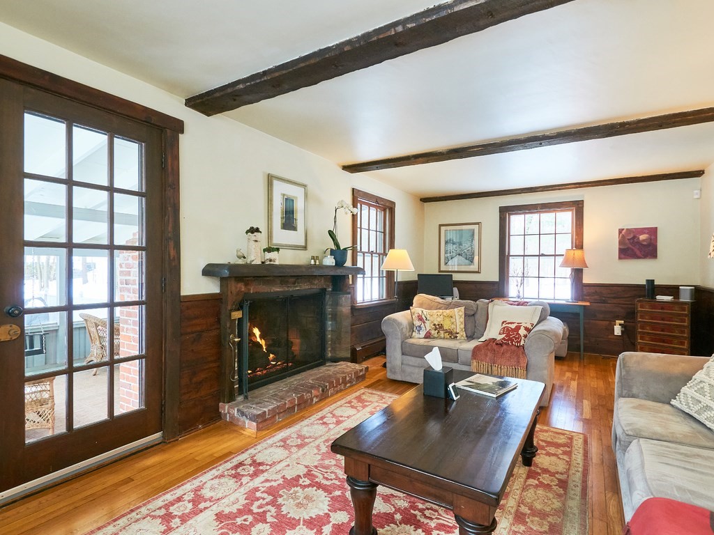 220 Haverhill Road Topsfield, MA 01983 - Photo 17 of 36 Gallery Image 17