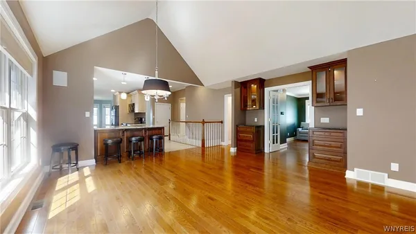 $549,900 | 197 Bering Avenue, Tonawanda, NY 14223