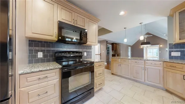 $549,900 | 197 Bering Avenue, Tonawanda, NY 14223