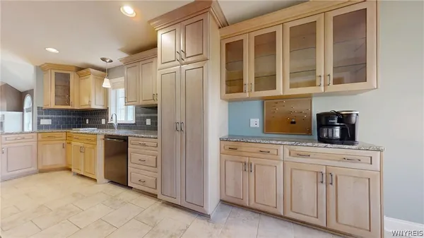 $549,900 | 197 Bering Avenue, Tonawanda, NY 14223