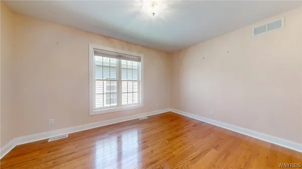 $549,900 | 197 Bering Avenue, Tonawanda, NY 14223