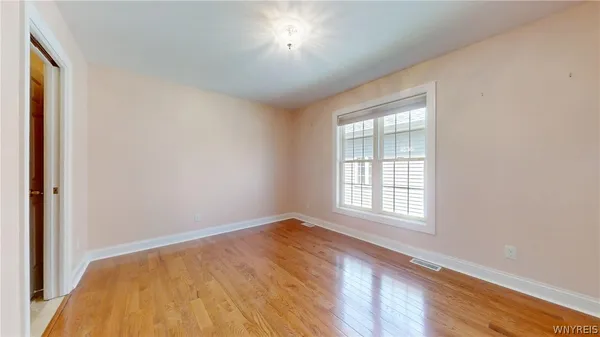 $549,900 | 197 Bering Avenue, Tonawanda, NY 14223