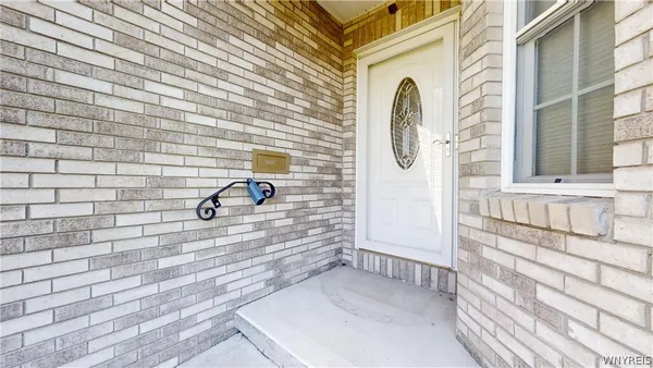 $549,900 | 197 Bering Avenue, Tonawanda, NY 14223