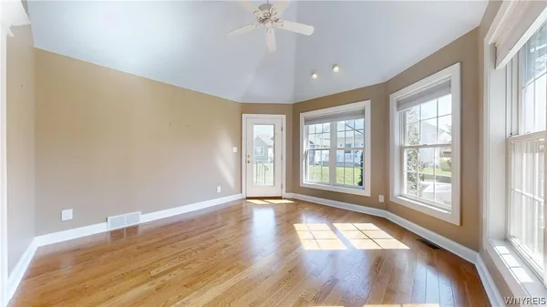 $549,900 | 197 Bering Avenue, Tonawanda, NY 14223