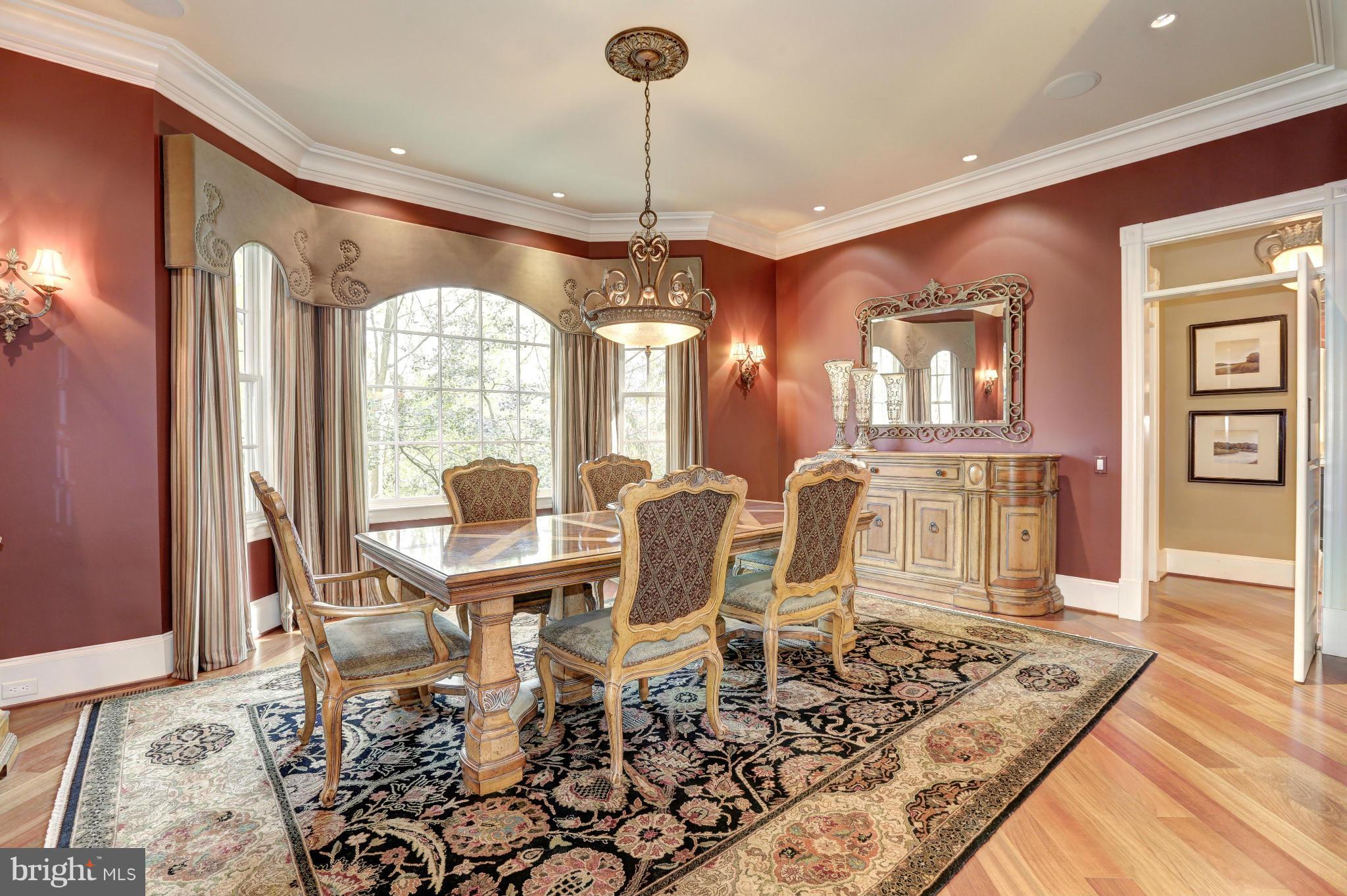 7004 Darby Road Bethesda, MD 20817 - Photo 6 of 30 Dining Room