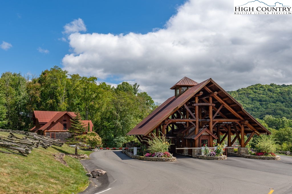 Es49 Rippling Waters Trail Banner Elk, NC 28604 - Photo 12 of 43