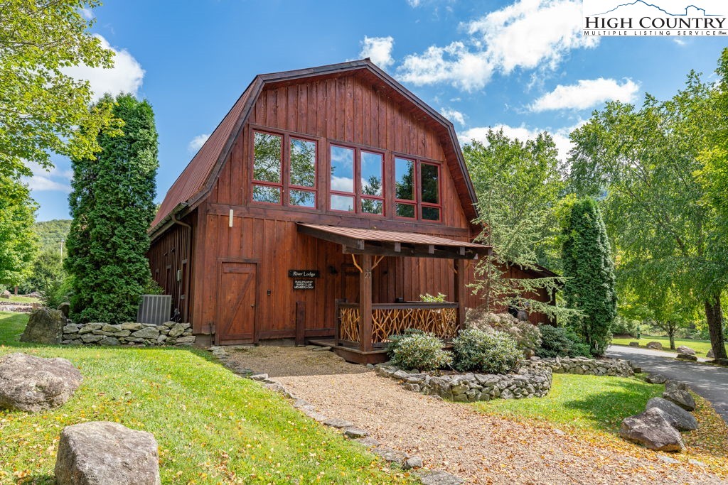 Es49 Rippling Waters Trail Banner Elk, NC 28604 - Photo 40 of 43