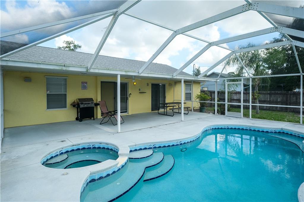 842 Southwest Commonwealth Road Port St. Lucie, FL 34953 - Photo 9 of 36 Gallery Image 9