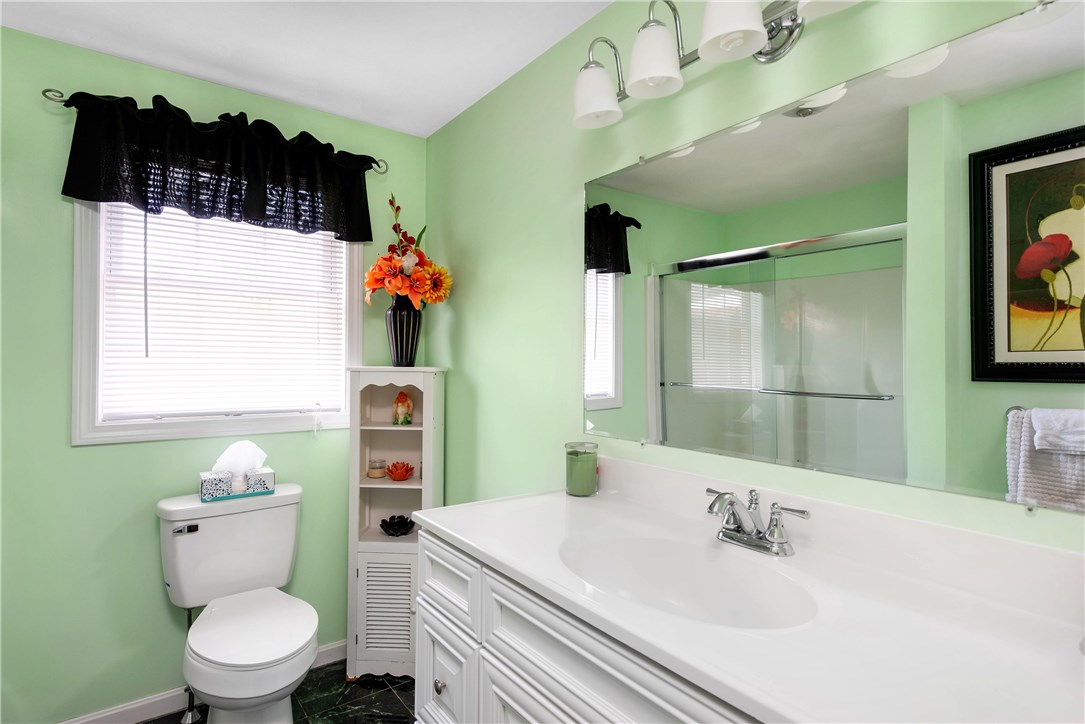 33 Baxter Street Woonsocket, RI 02895 - Photo 20 of 30