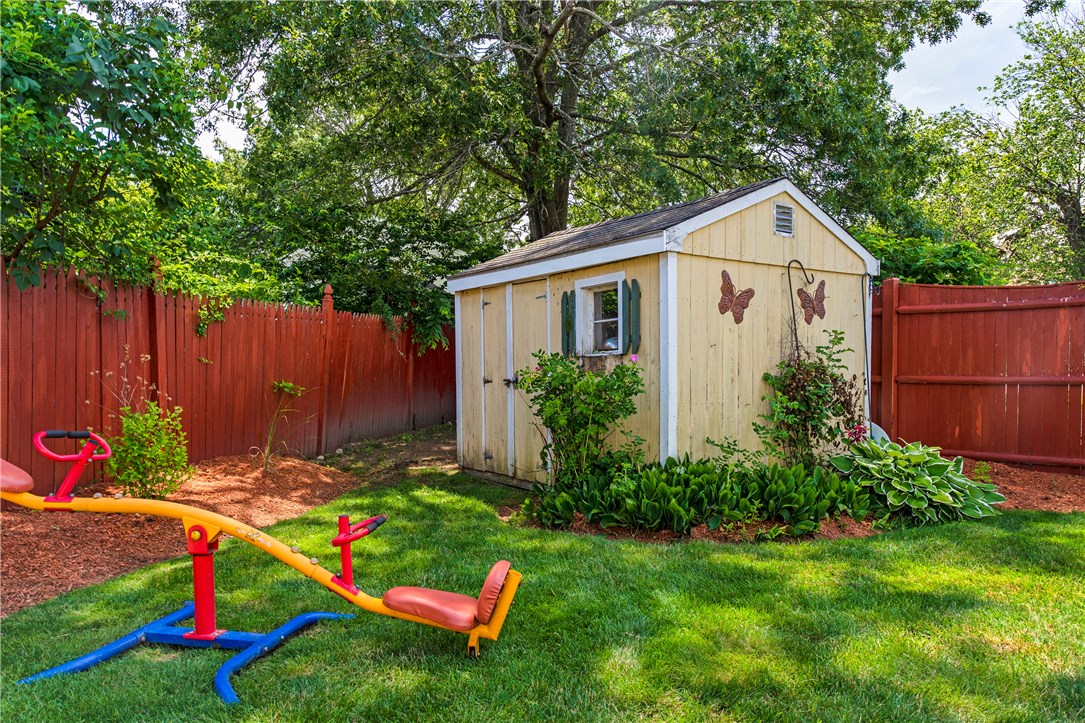 33 Baxter Street Woonsocket, RI 02895 - Photo 30 of 30