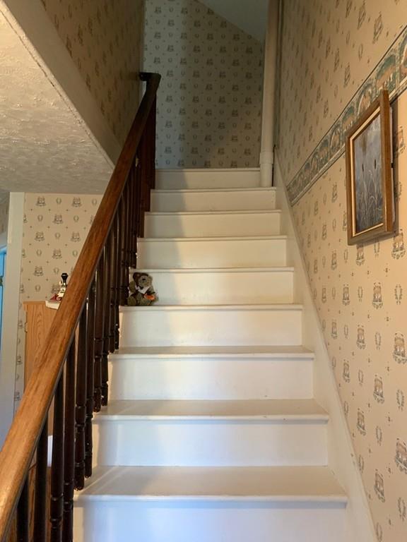 16 Lower Hampden Road Monson, MA 01057 - Photo 4 of 19