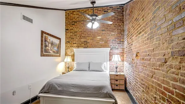 $2,299 | 922 Chartres Street, Unit D, New Orleans, LA 70116