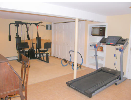 19 Winthrop Road Hingham, MA 02043 - Photo 13 of 16 Gallery Image 13