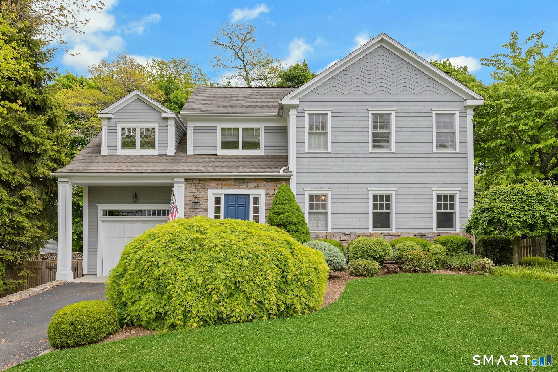 11 Walmsley Road Darien, CT 06820 - Photo 1 of 38
