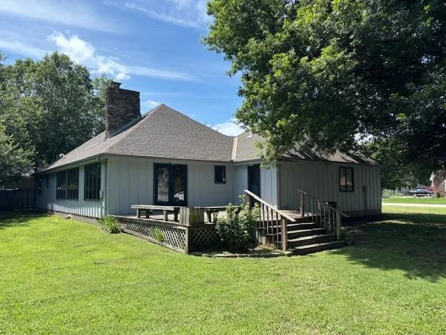 $220,000 | 603 Lakeside Court, Girard, KS 66743