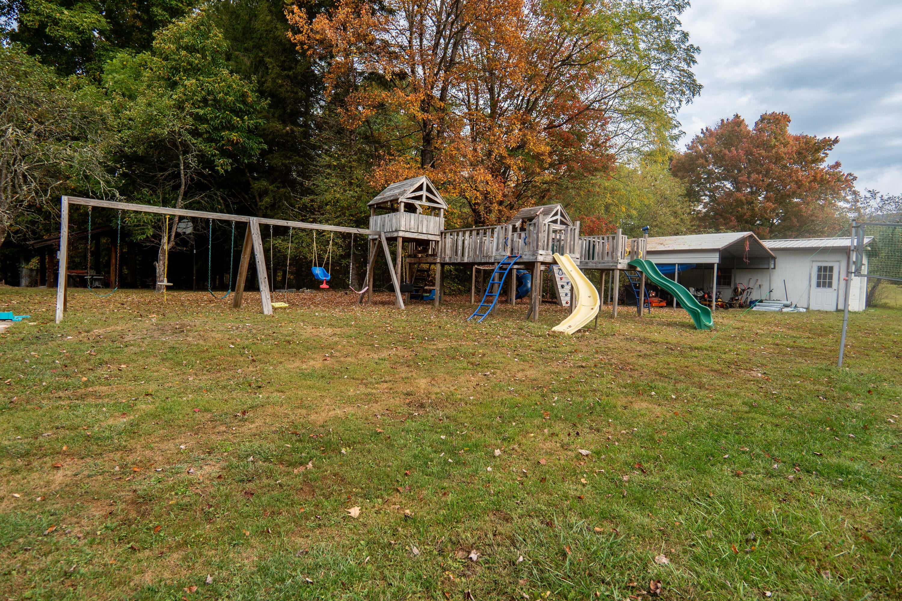 759 Simms Mountain Road Rainelle, WV 25962 - Photo 33 of 55 Gallery Image 33