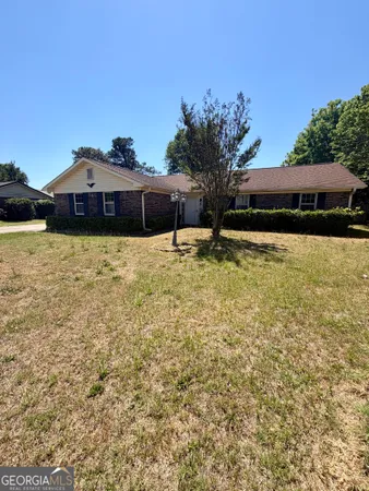 $1,600 | 131 Foxwood Circle, Bonaire, GA 31005