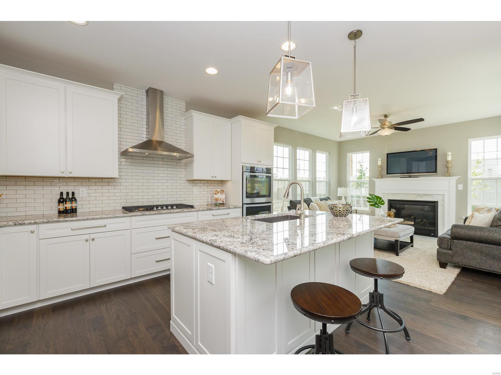 407 Gatehouse Circle O'Fallon, MO 63385 - Photo 5 of 26