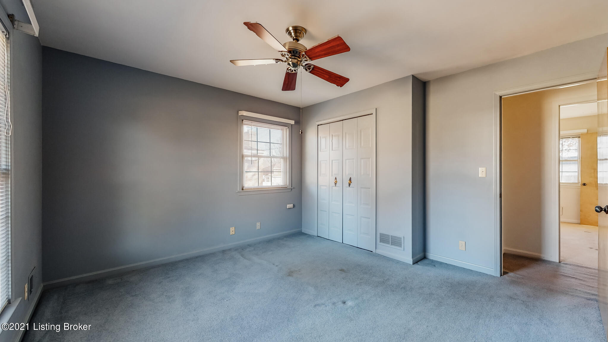 2926 Lexham Road Louisville, KY 40220 - Photo 35 of 55 2926 Lexham Rd Louisville KY 40220-29