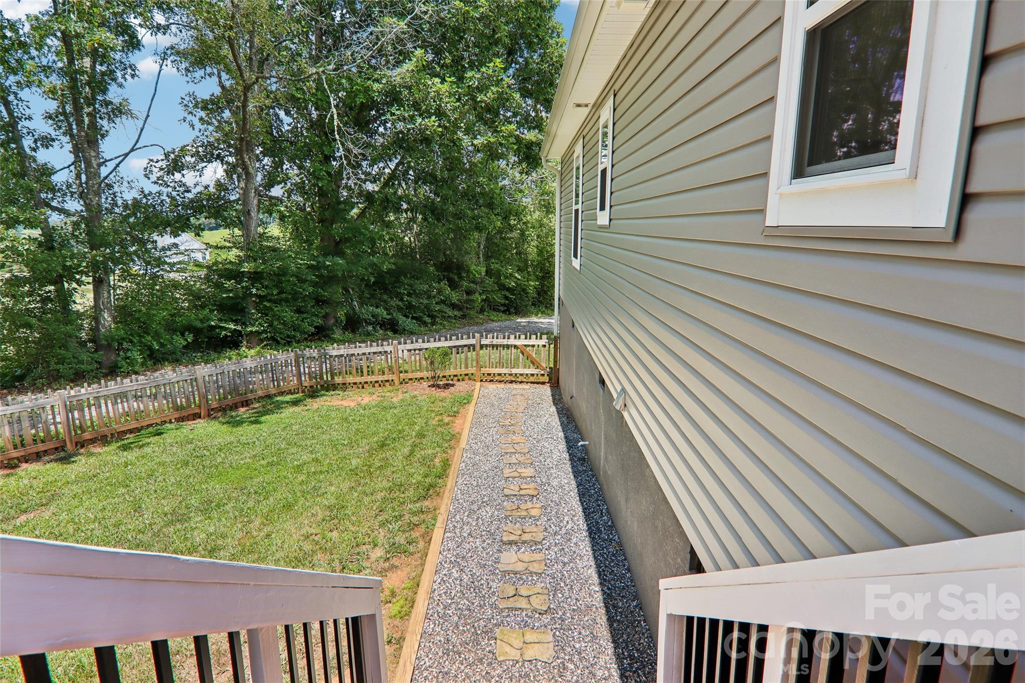 196 Tipton Hill Road Leicester, NC 28748 - Photo 5 of 48