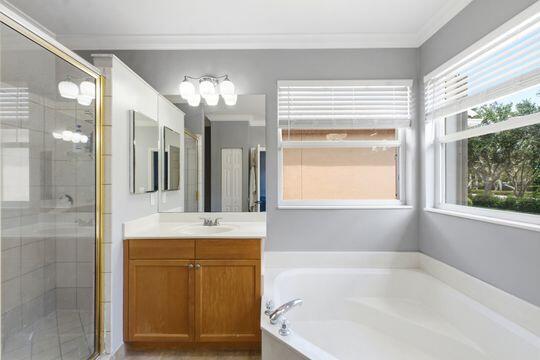 11131 Laurel Walk Road Wellington, FL 33449 - Photo 25 of 41 Primary Bathroom