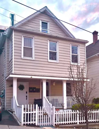 $830,000 | 62 Oak Street, Mount Vernon, NY 10550