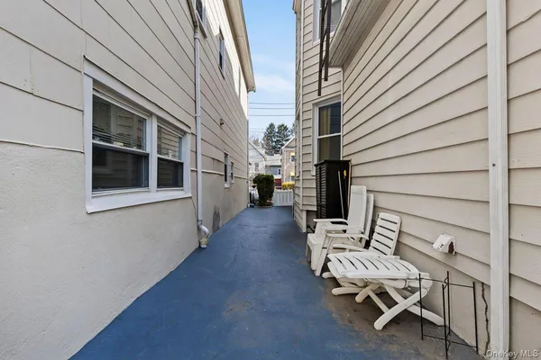 $830,000 | 62 Oak Street, Mount Vernon, NY 10550