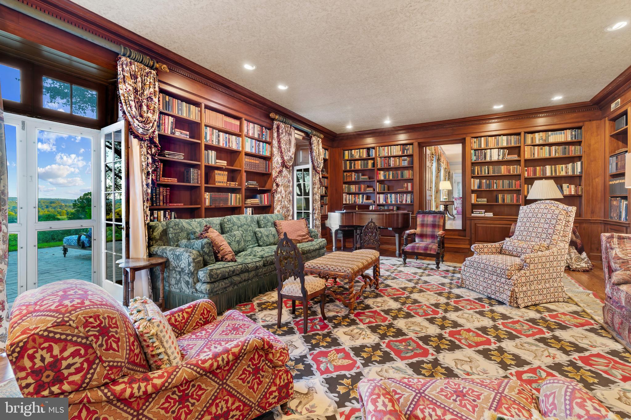 3600 Butler Road Glyndon, MD 21136 - Photo 28 of 99 a living room with furniture and a floor to ceiling window