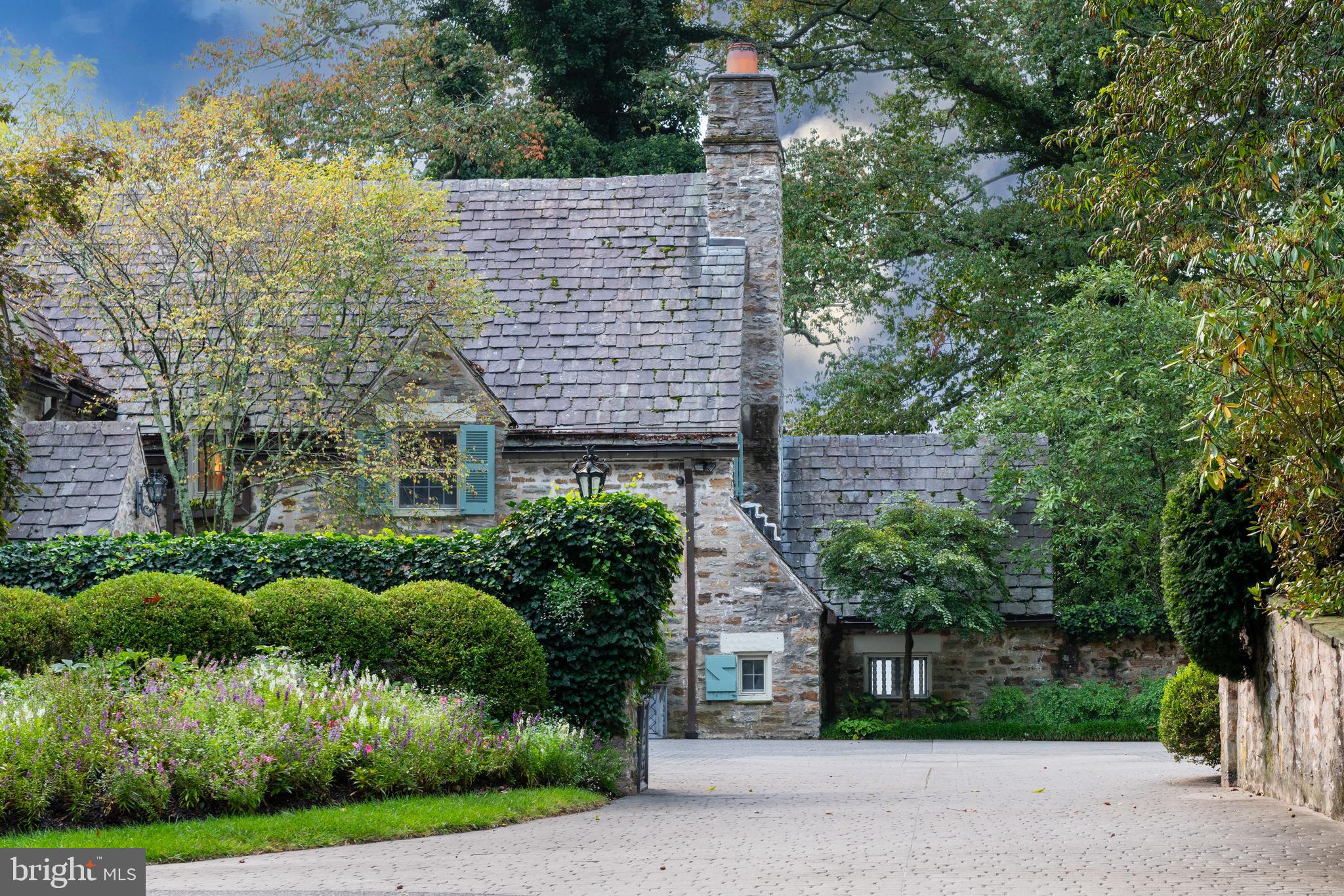 3600 Butler Road Glyndon, MD 21136 - Photo 52 of 99 a aerial view of a house with a yard and large trees